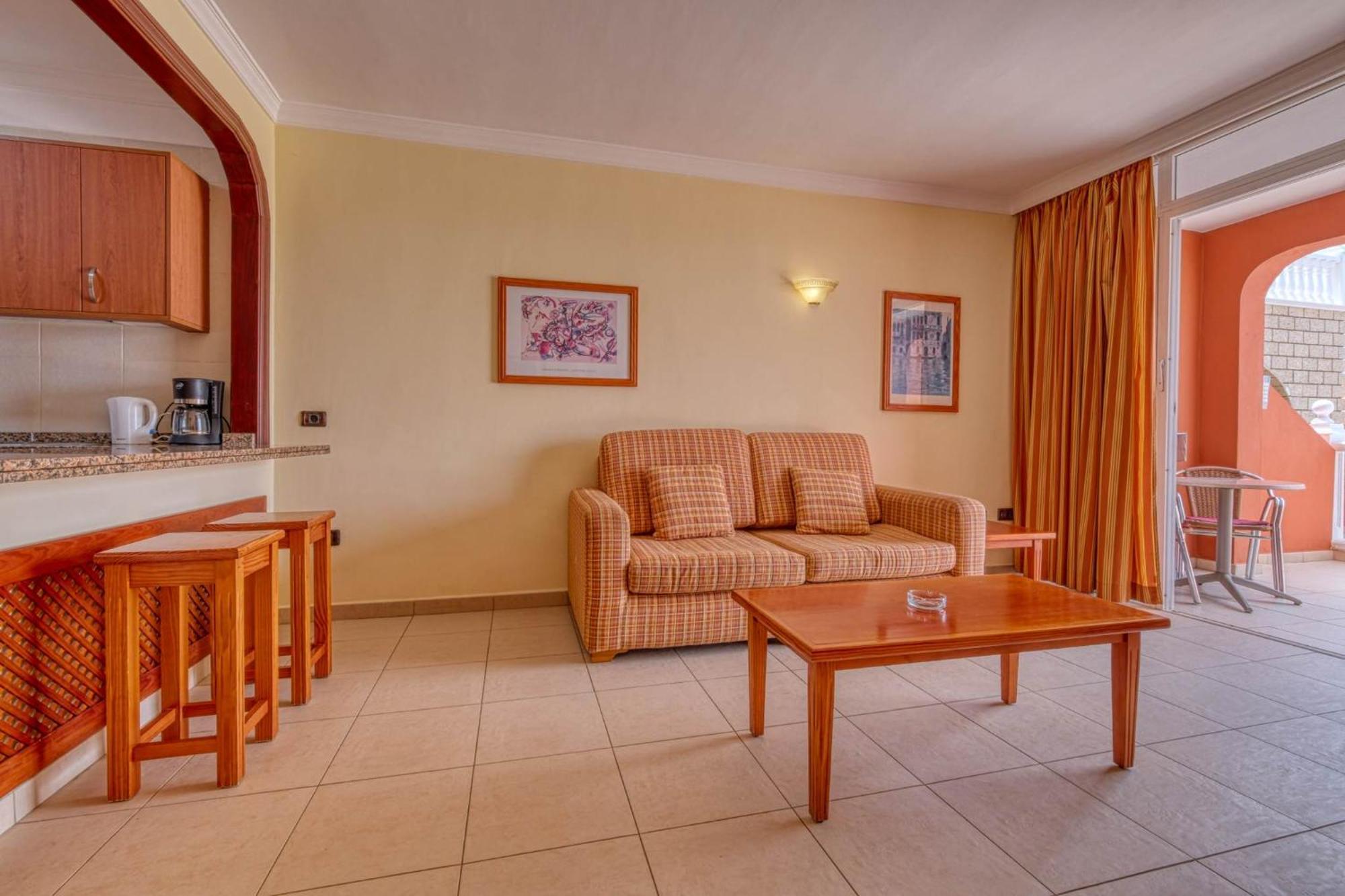 Apartamentos Callaomar Кальяо-Сальвахе Экстерьер фото